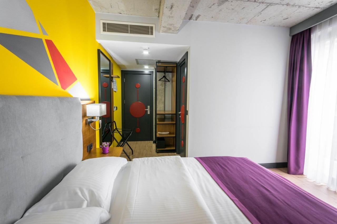 Hotel Adora تبليسي المظهر الخارجي الصورة