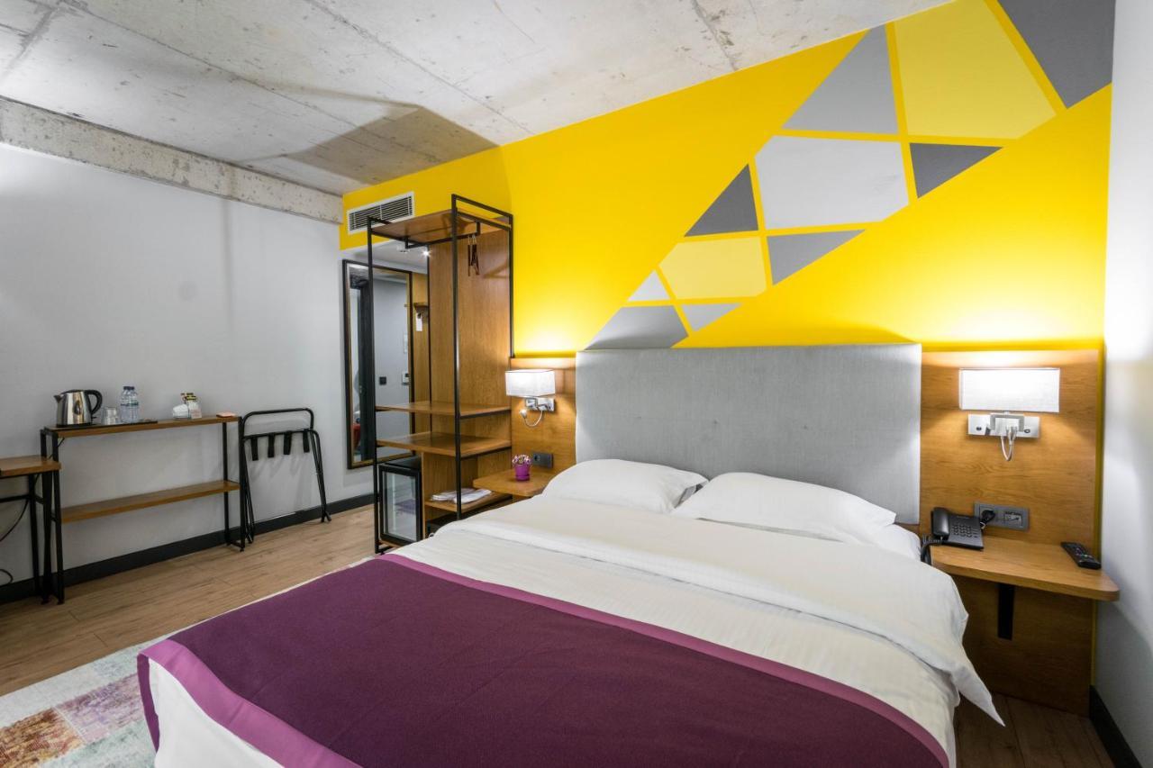 Hotel Adora تبليسي المظهر الخارجي الصورة